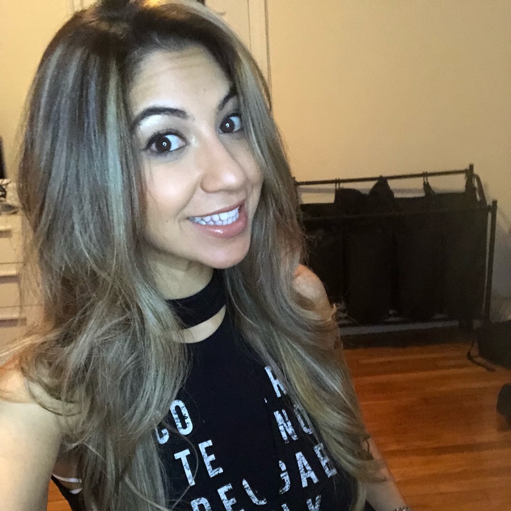 Meet your Posher, Nina